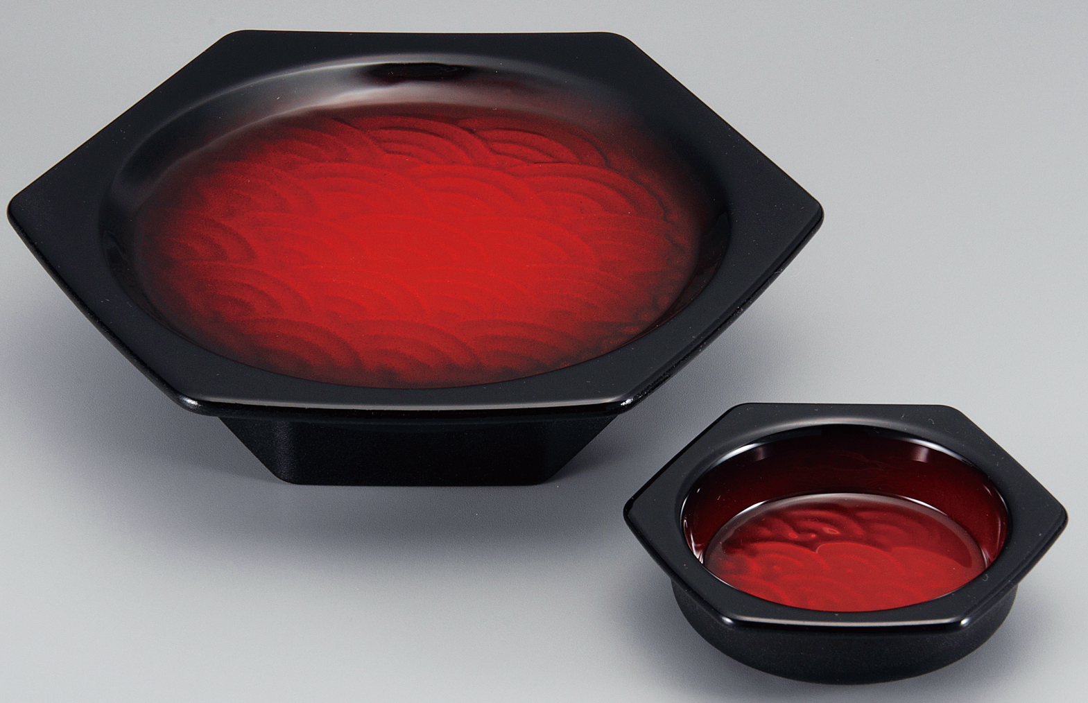 陶器調 6.5寸 亀甲高月盛鉢 朱黒ぼかし