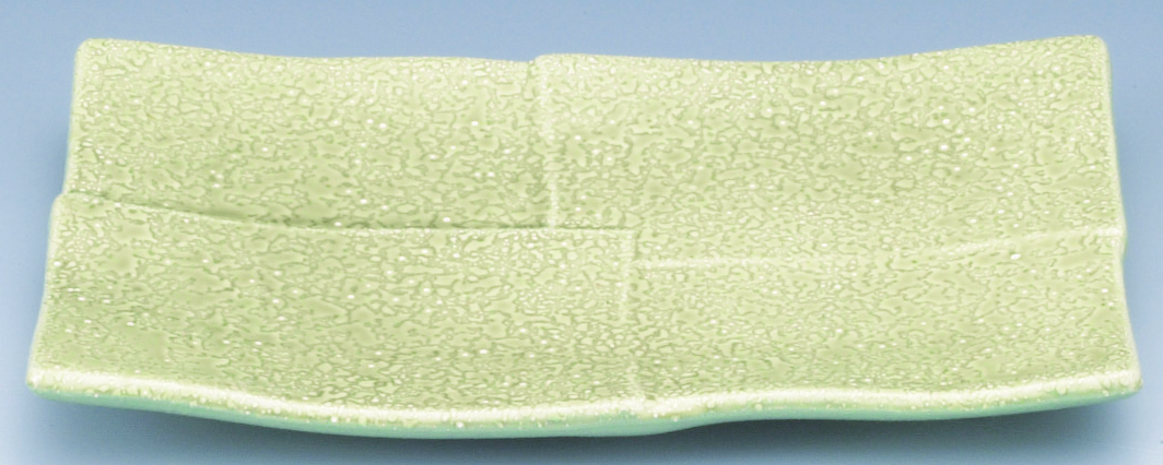 6.5寸 市松焼物皿 タタキヒワ青磁